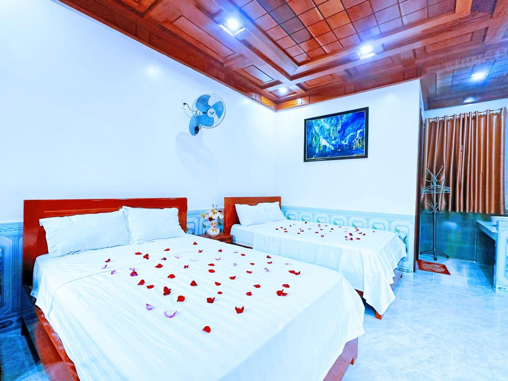 The Hill Villas Фонг Нха Екстериор снимка