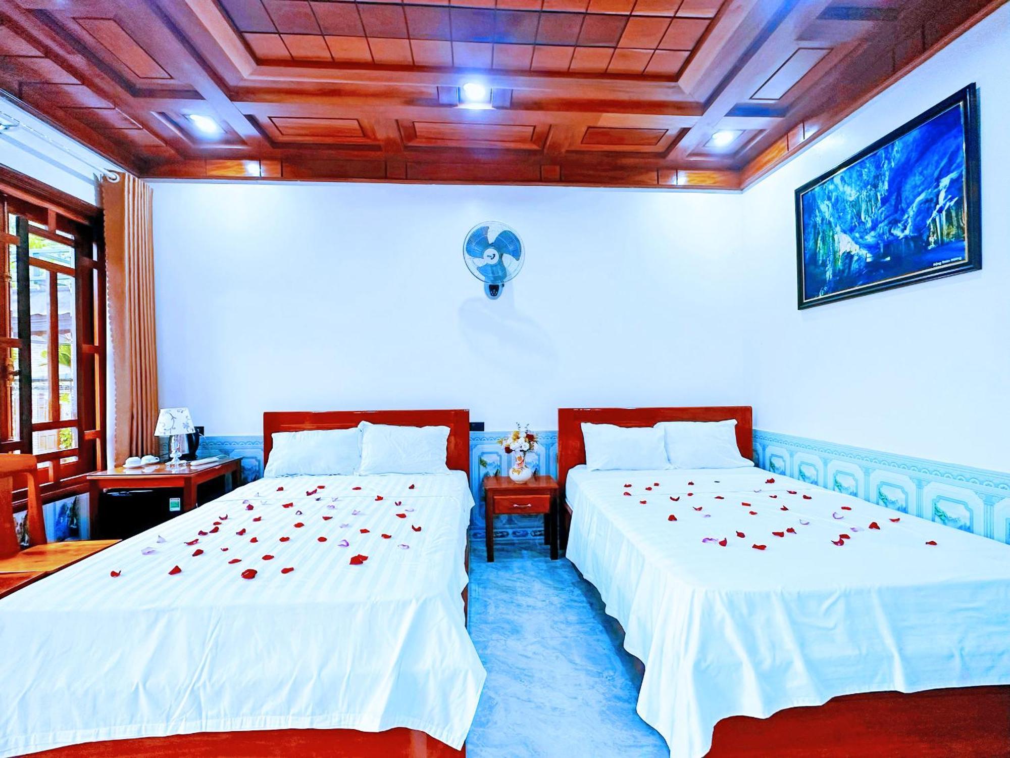 The Hill Villas Фонг Нха Екстериор снимка