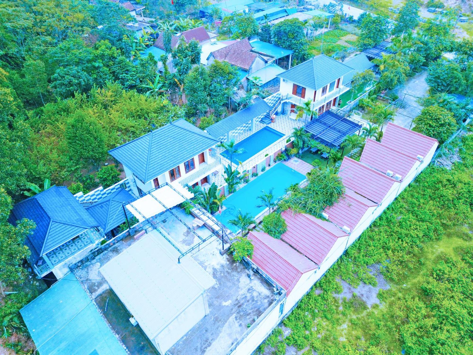 The Hill Villas Фонг Нха Екстериор снимка