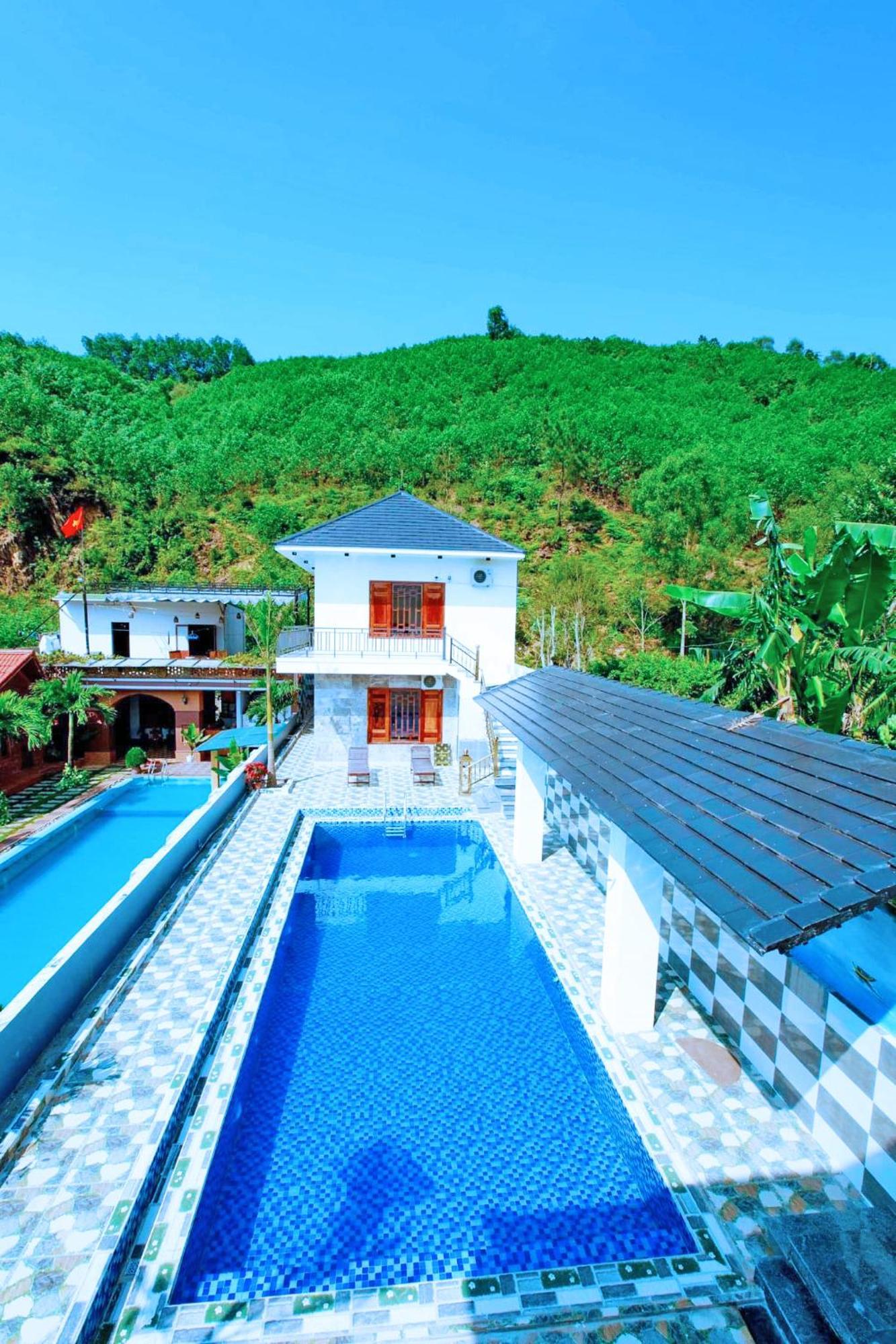 The Hill Villas Фонг Нха Екстериор снимка