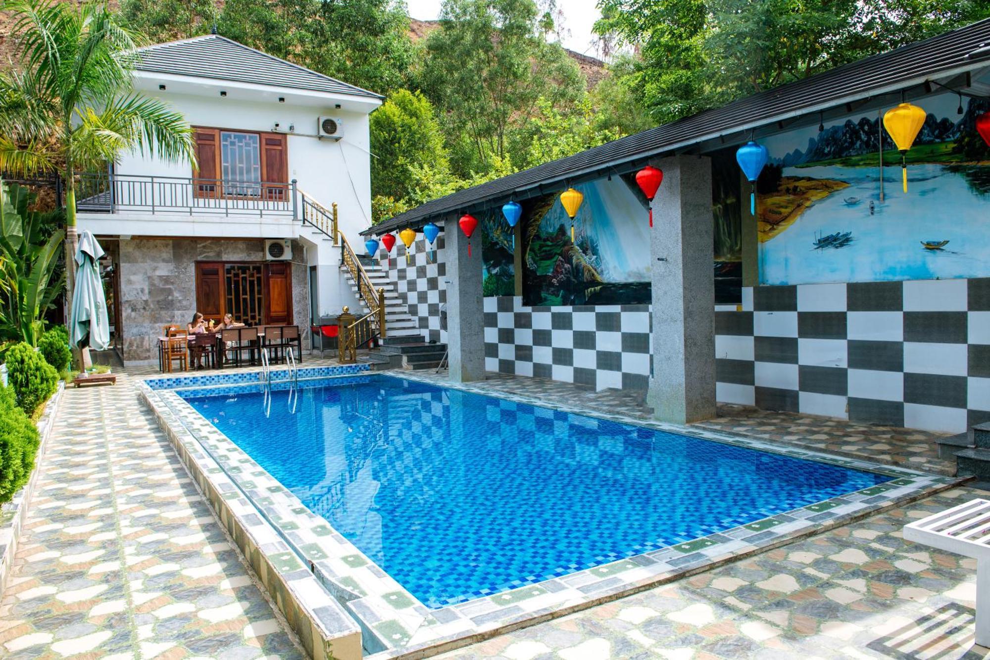 The Hill Villas Фонг Нха Екстериор снимка